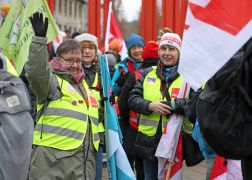 Wieder Hunderte Protestieren In Jena 11
